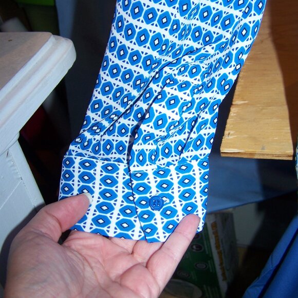 Pleione Blue Geometric Pattern Faux Wrap Top Sz M - Picture 5 of 7